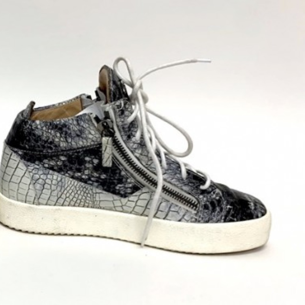 Authentic Giuseppe Zanotti Snaekers Men's Size:41 - Picture 2 of 8